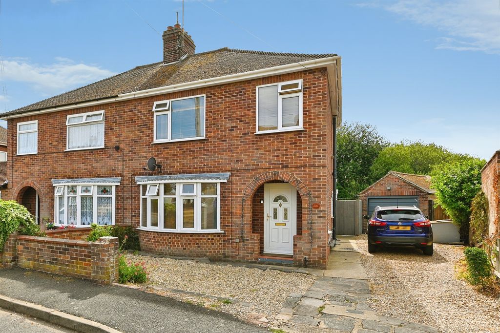 Property photo 1 of 21