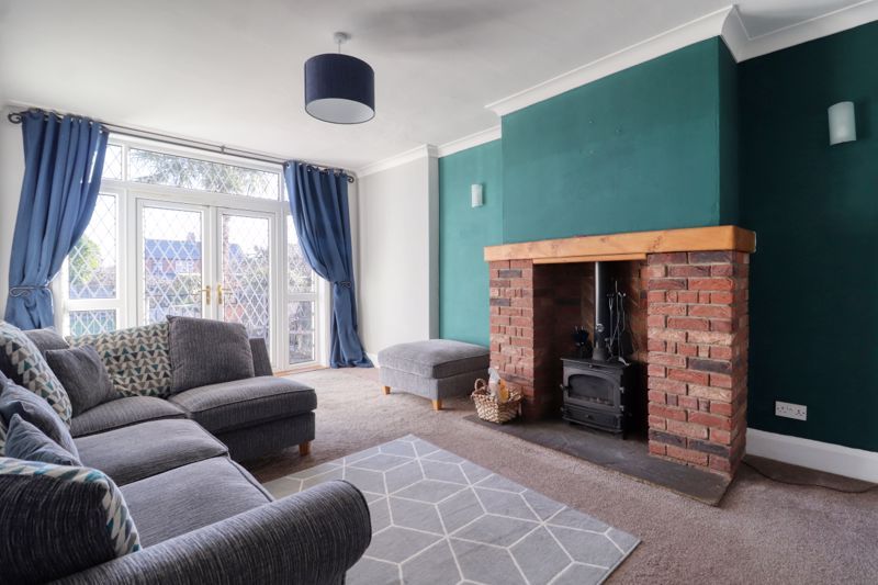 Property photo 3 of 15 Dining Room