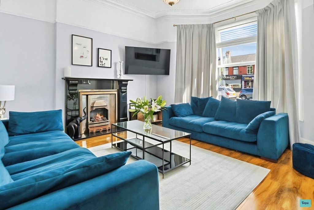 Property photo 3 of 24 19