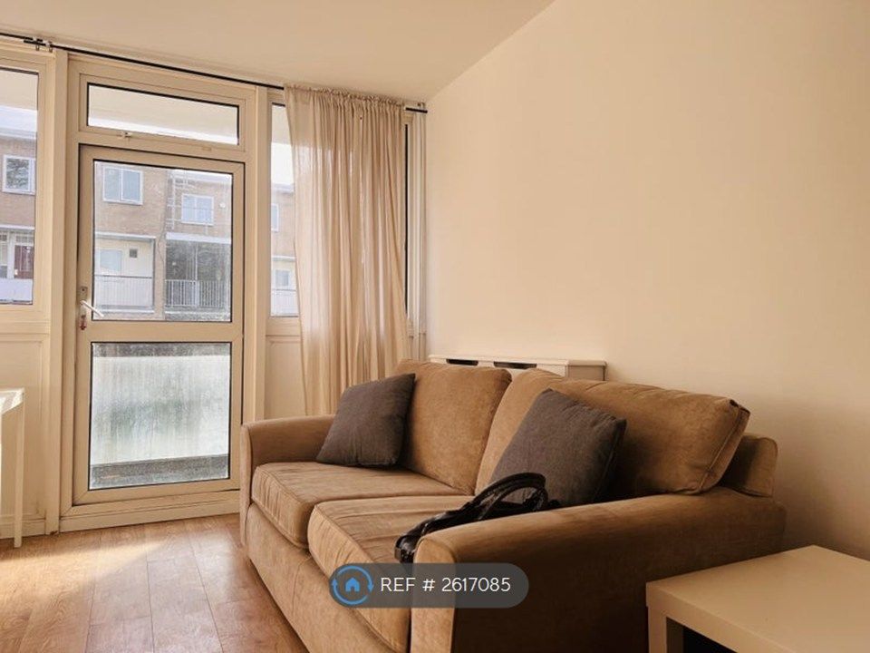 Property photo 2 of 7 Living Room View 2