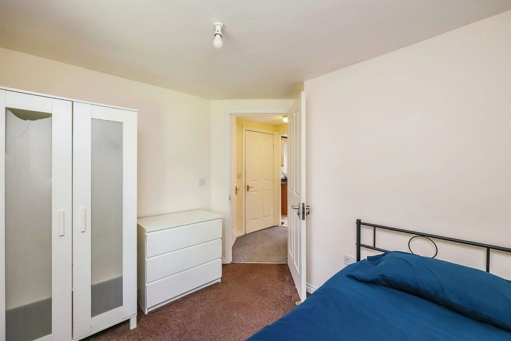 Additional image 4 of 2 bed flat for salePalmerston Road, Ilkeston DE7