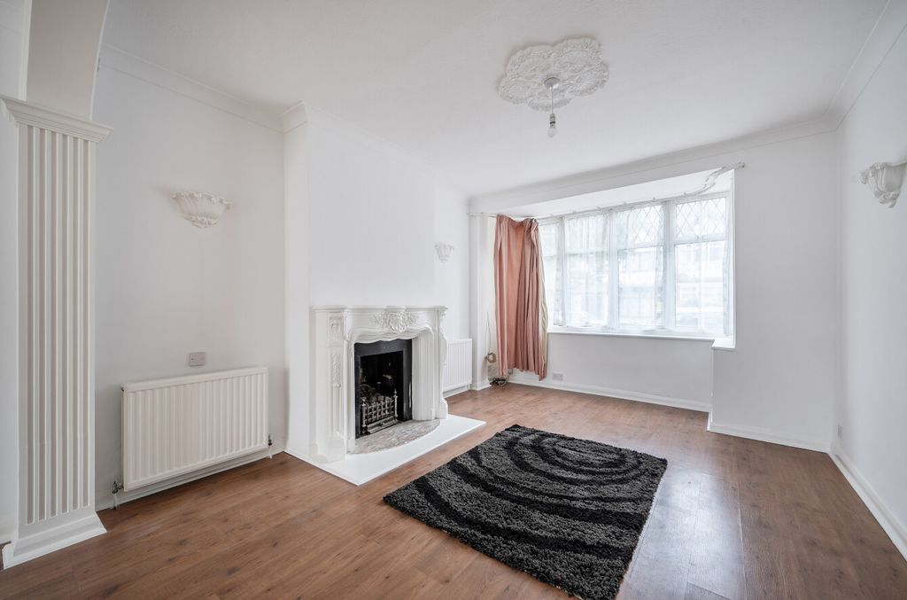 Property photo 3 of 20 1-6A03132ce67A4-1...