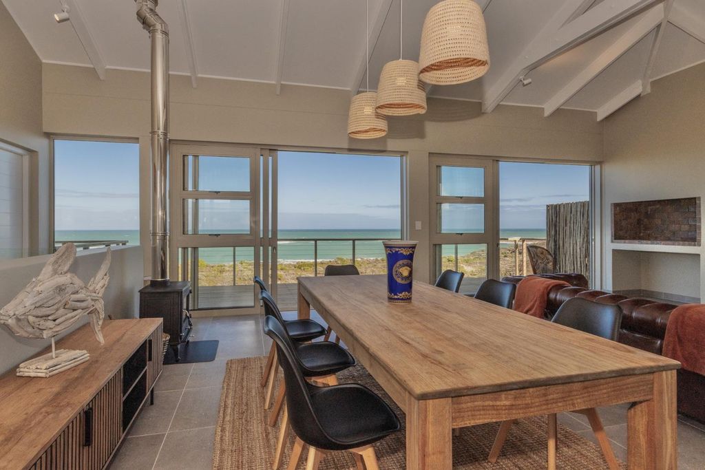 Property photo 3 of 50