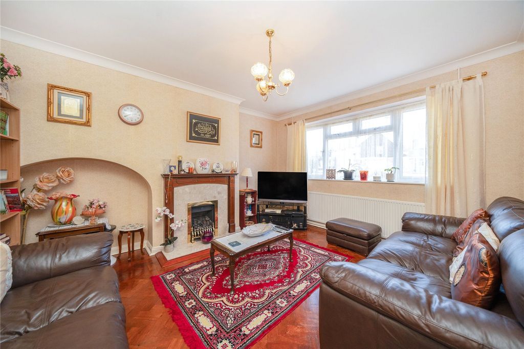Property photo 2 of 18 Picture No. 01