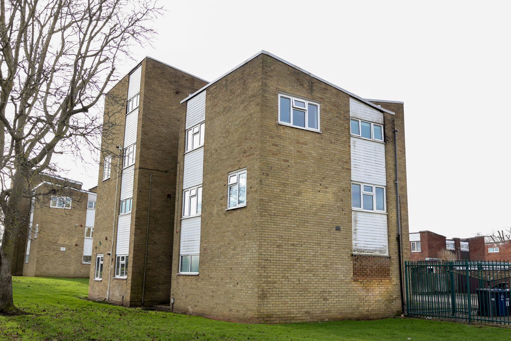 Property photo 1 of 30