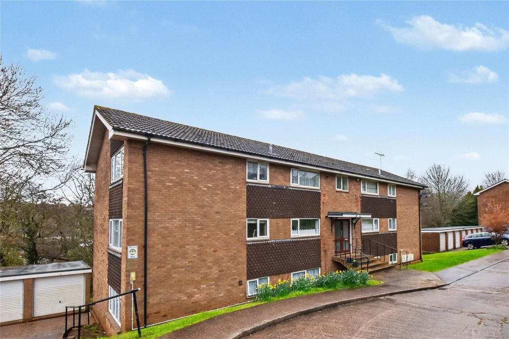 Property photo 1 of 13 Outside