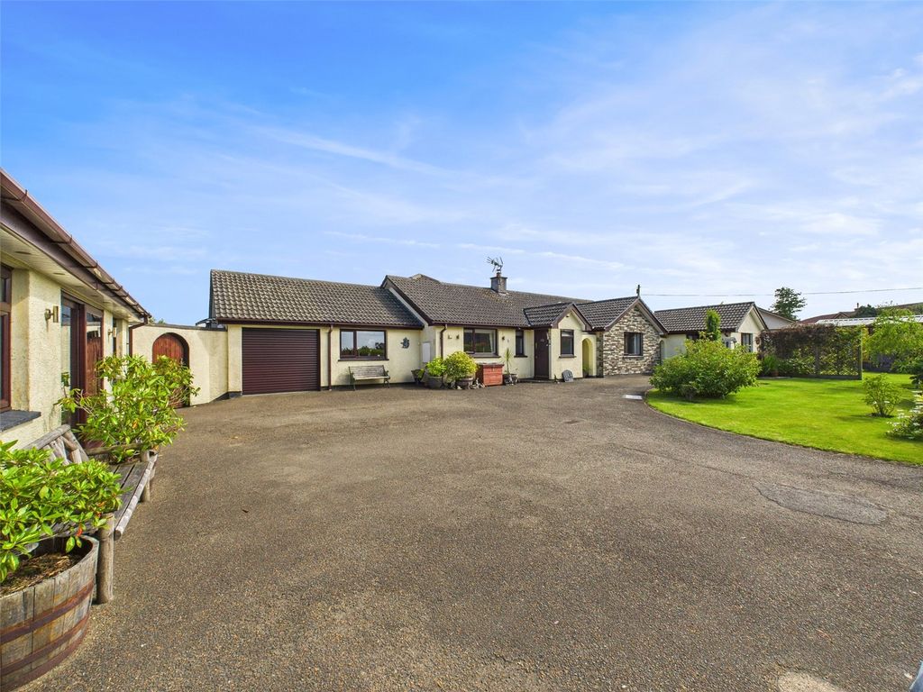 Property photo 1 of 28 Picture No. 65