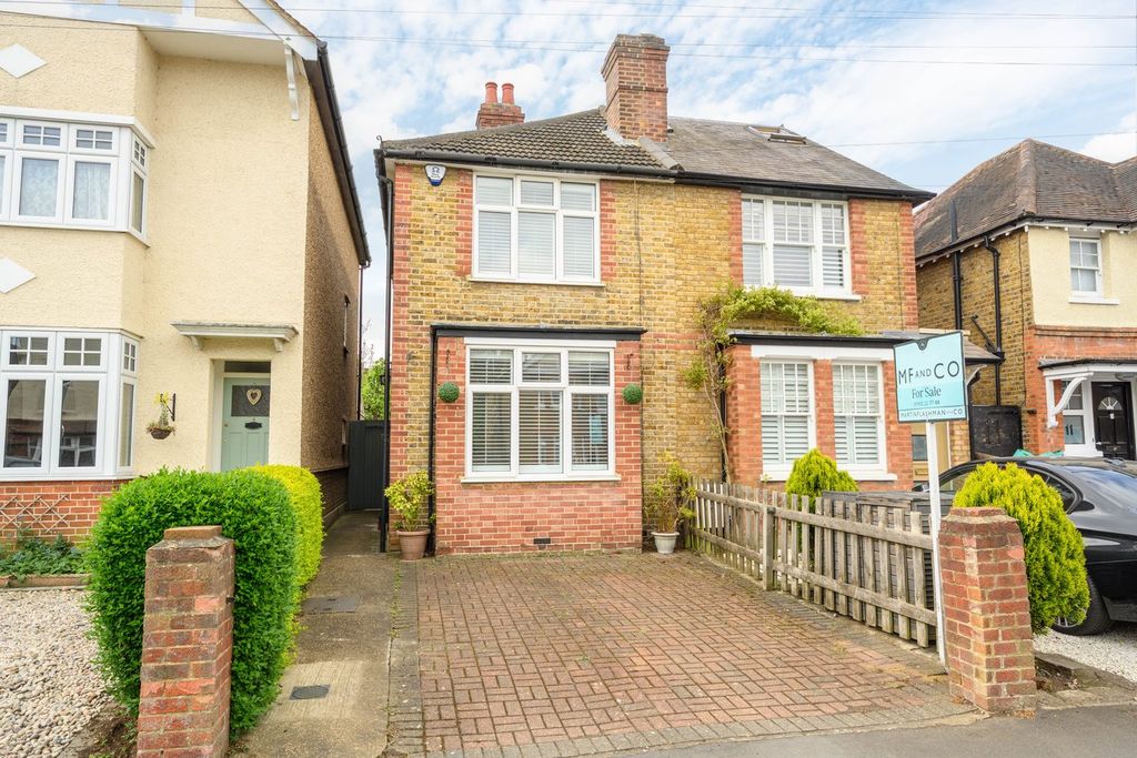 Property photo 1 of 12