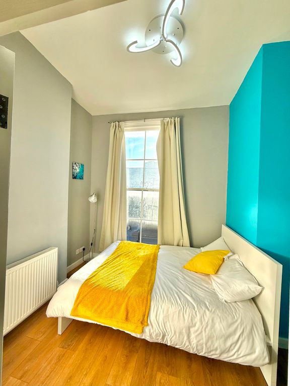 Property photo 2 of 7