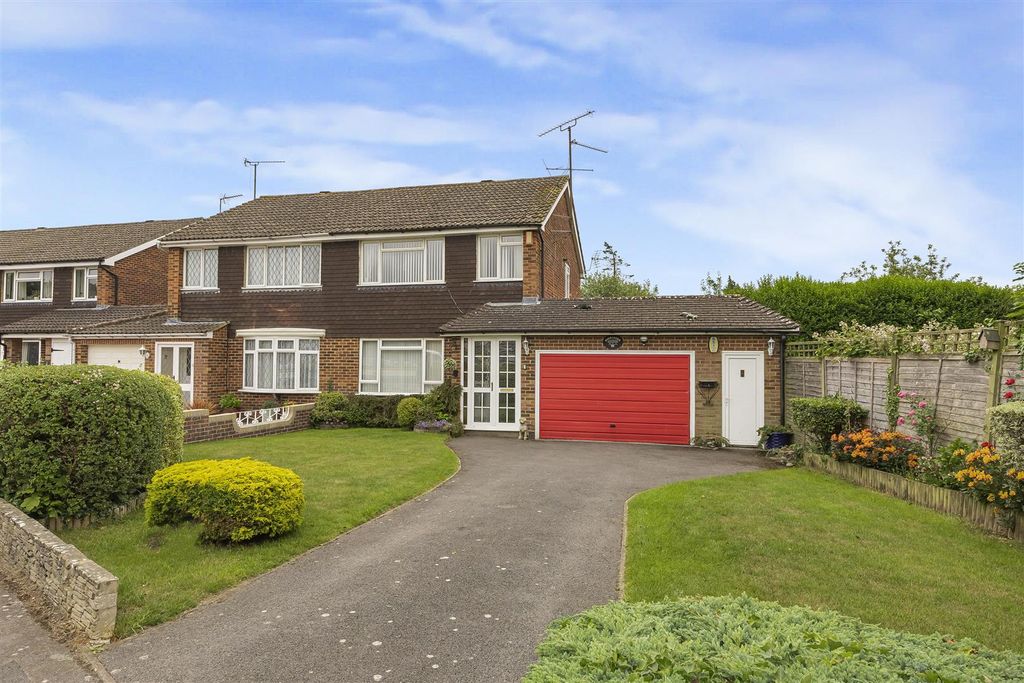 Property photo 1 of 18