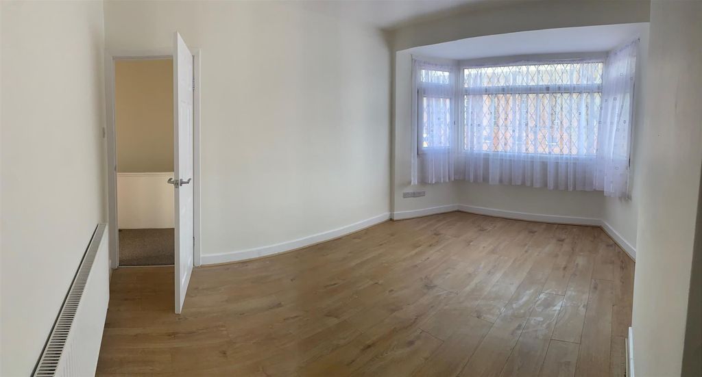 Property photo 3 of 10 9.Jpg