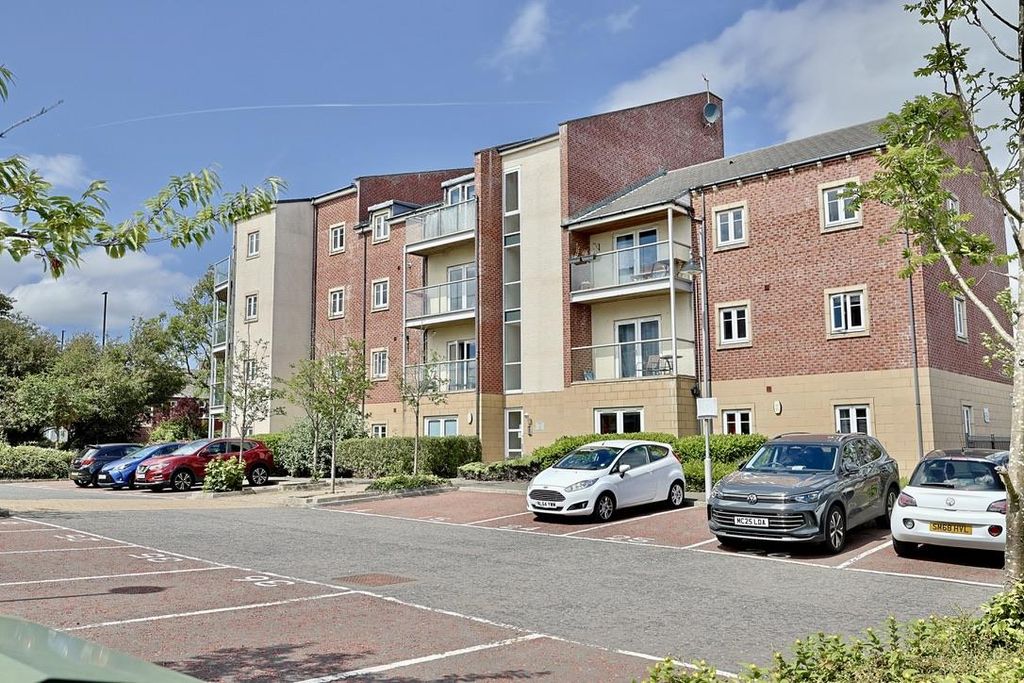 Property photo 1 of 16 63624Fb4-5117-4812-A0C6-Dce2413728Db_1_105_c.Jpeg