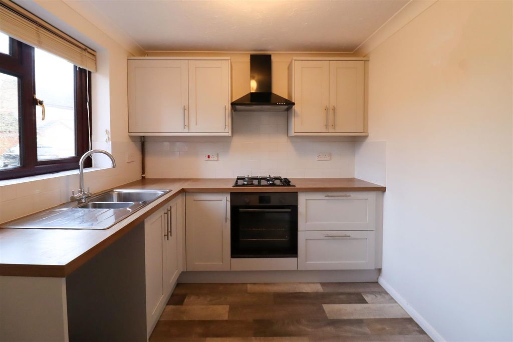 Property photo 2 of 11 Img_5876.Jpg