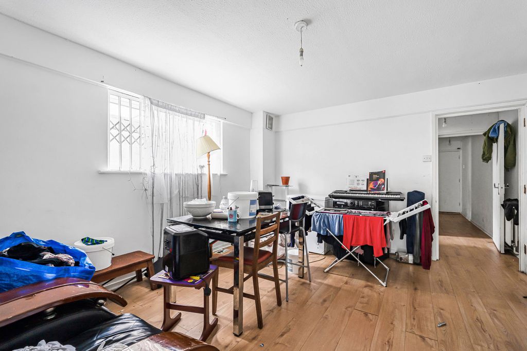 Property photo 3 of 12 Reception Room