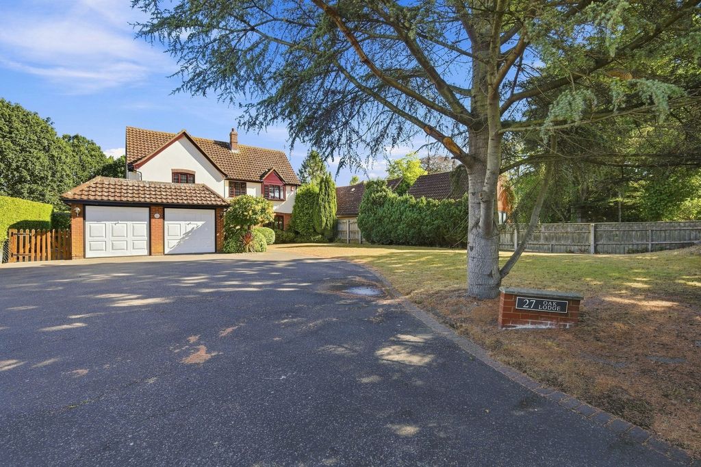 Property photo 1 of 37