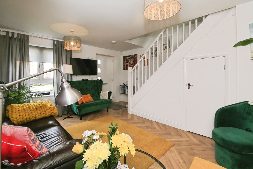 Property photo 2 of 18