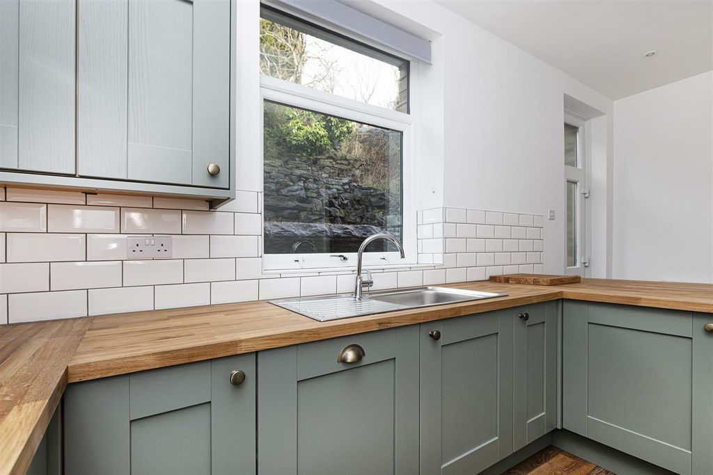 Additional image 8 of 3 bed terraced house for saleHandel Street, Golcar, Huddersfield HD7