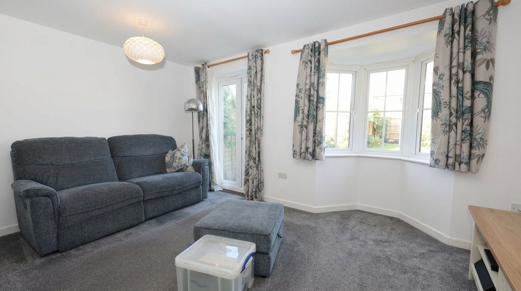 Property photo 2 of 12 Image 1