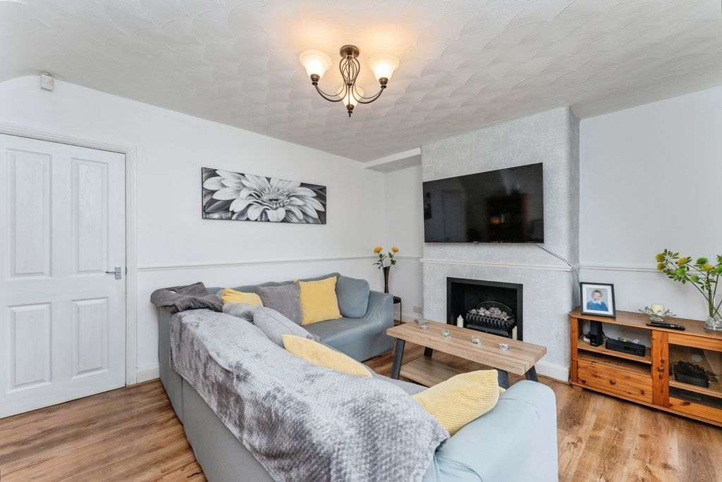 Property photo 2 of 14 Pbox-Img.Jpg