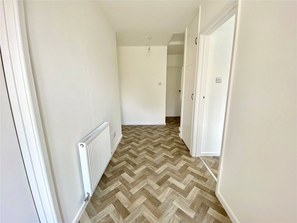 Property photo 2 of 10 Picture No. 04