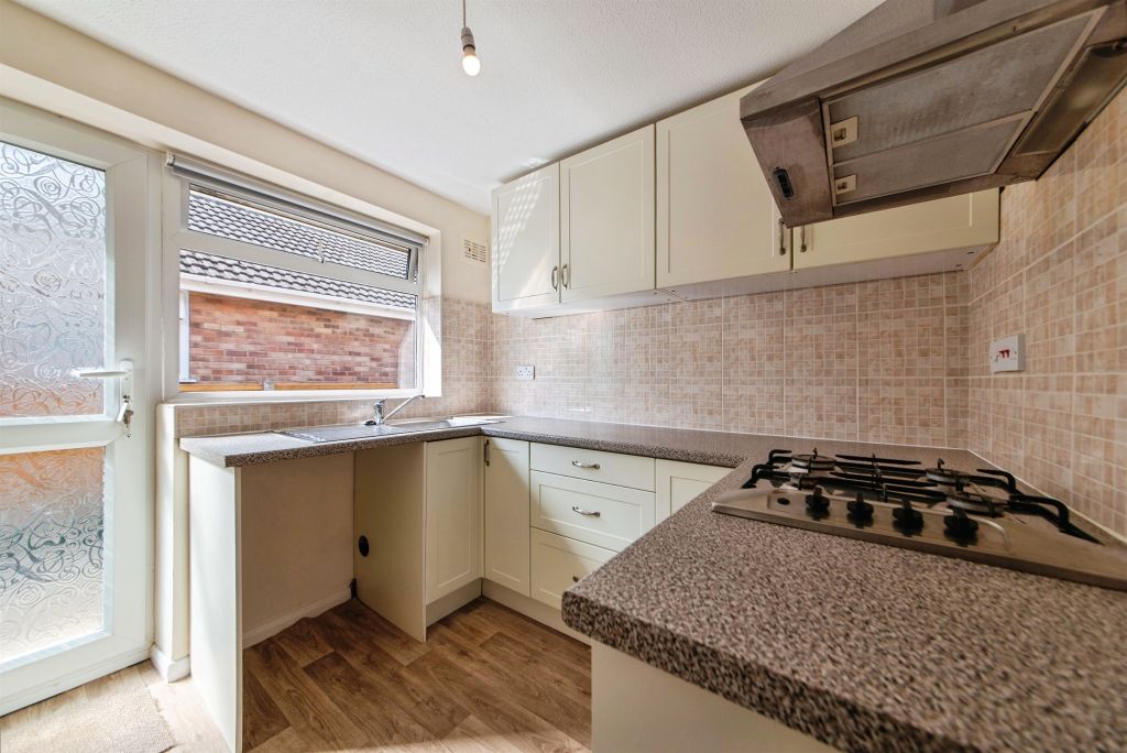 Property photo 3 of 16