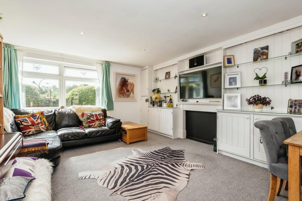 Property photo 3 of 14 61544_26631208_Img_02_0000.Jpeg