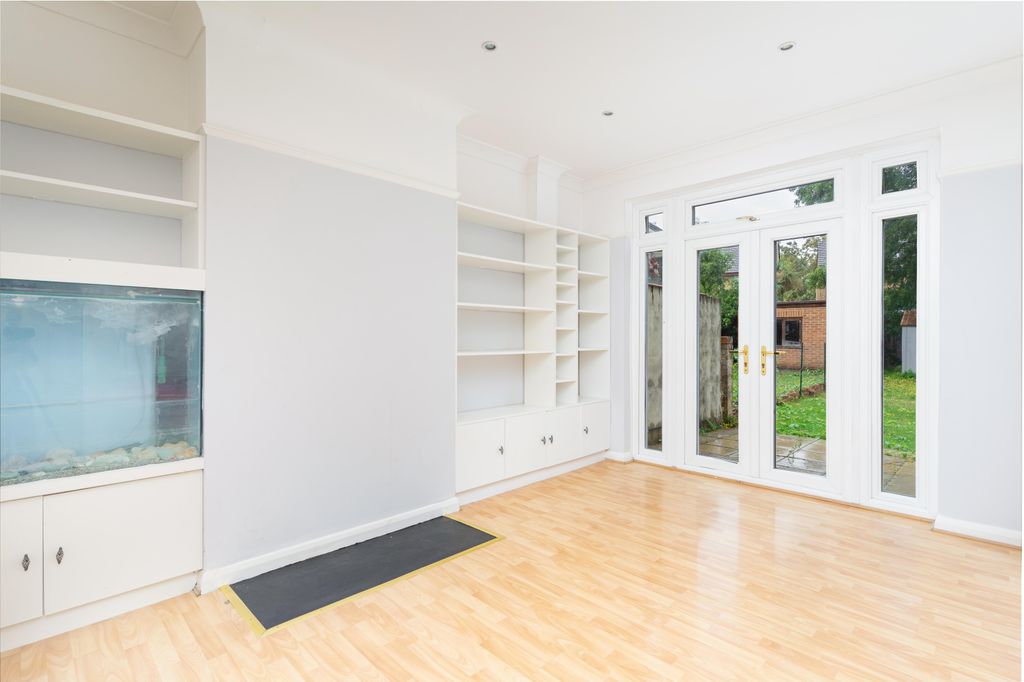 Property photo 1 of 15