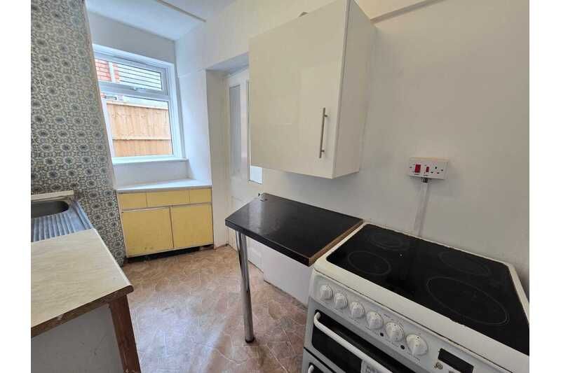 Property photo 2 of 6