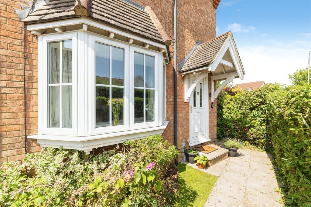 Property photo 1 of 18