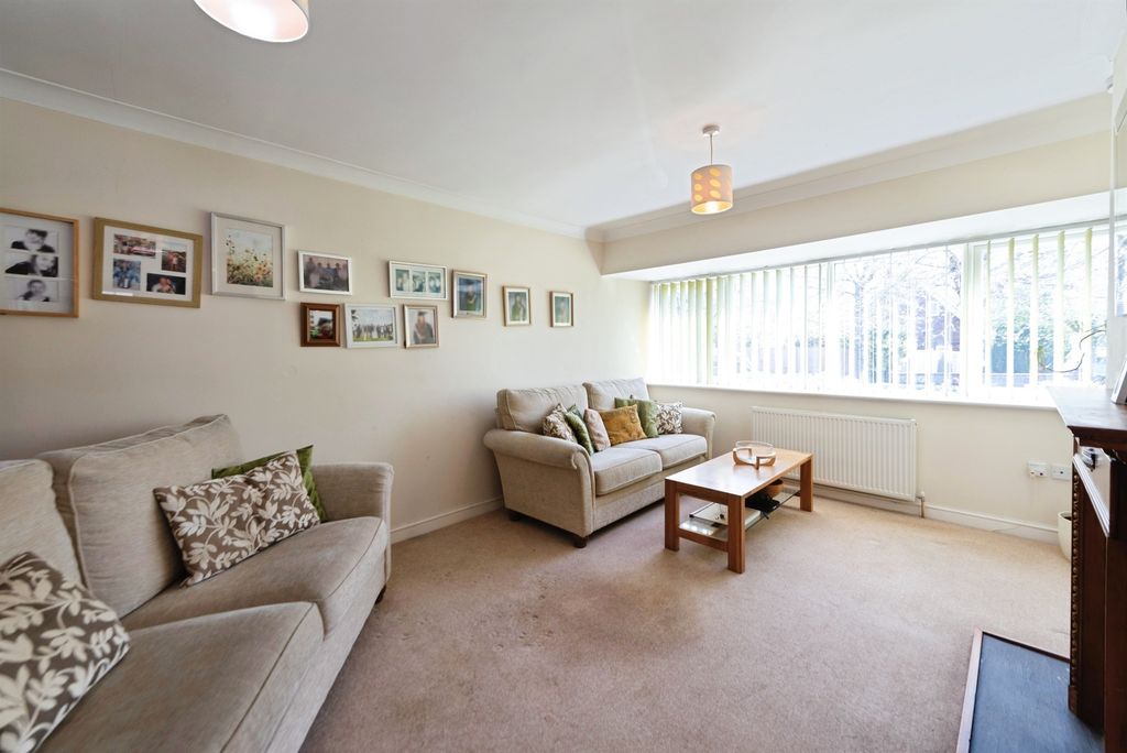 Property photo 2 of 22