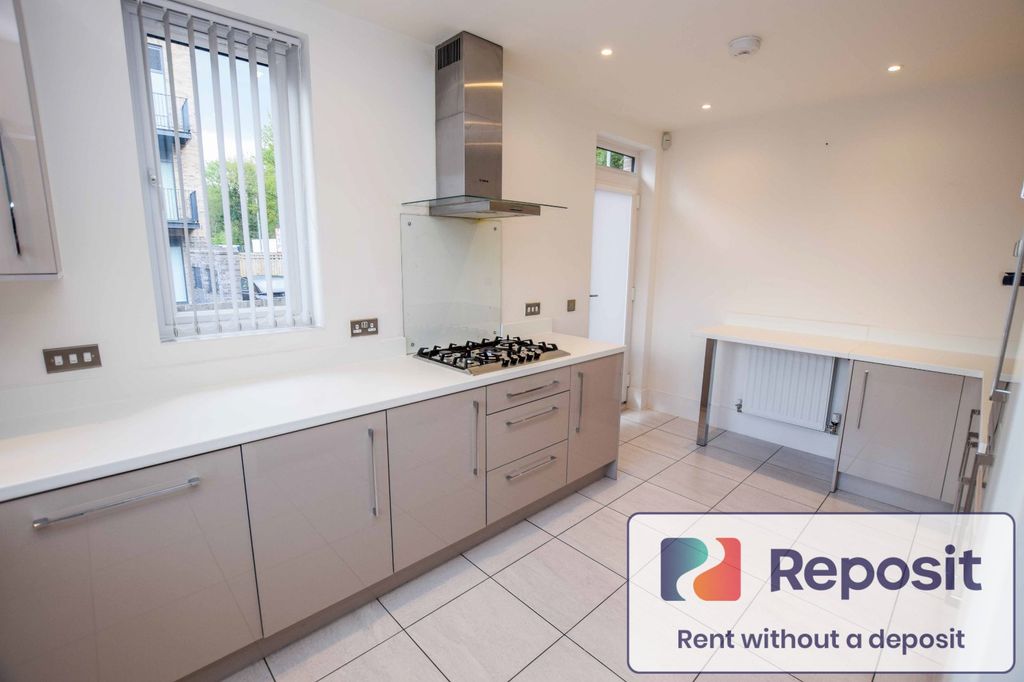 Property photo 3 of 19 Picture No. 07