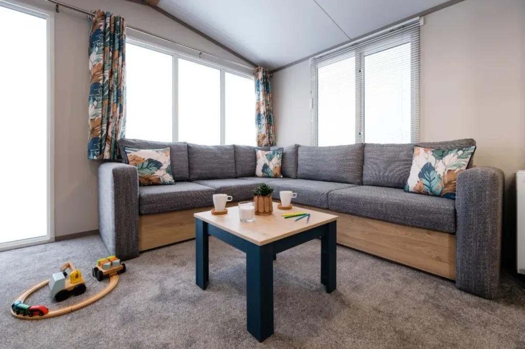 Property photo 2 of 6 Victory Baywood At Bockenfield Country Park