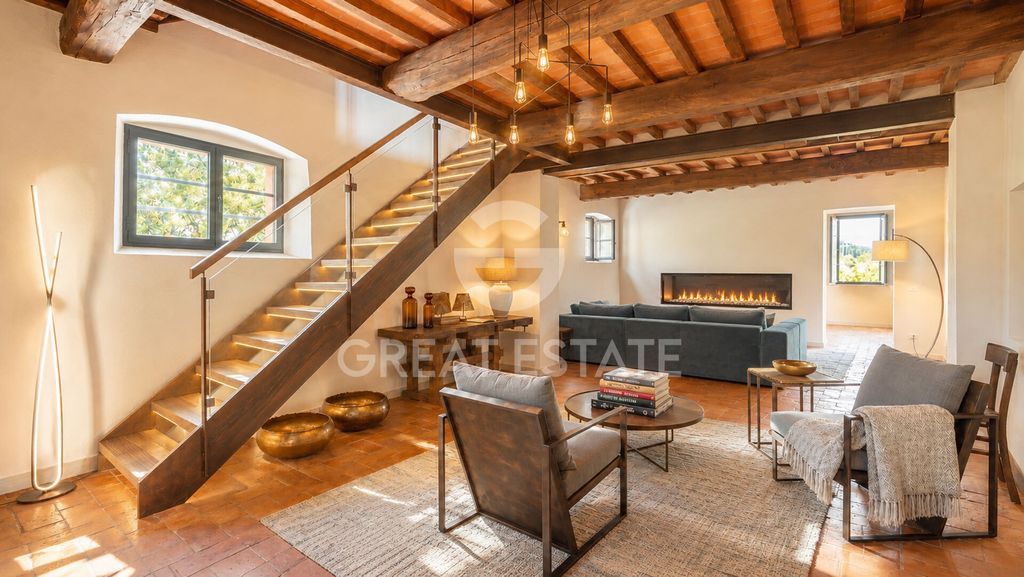 Property photo 1 of 10 Interiors
