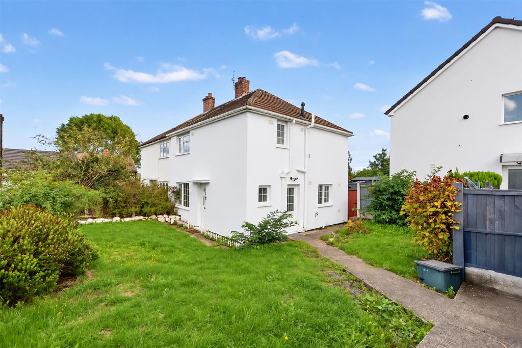 Property photo 1 of 12 Front
