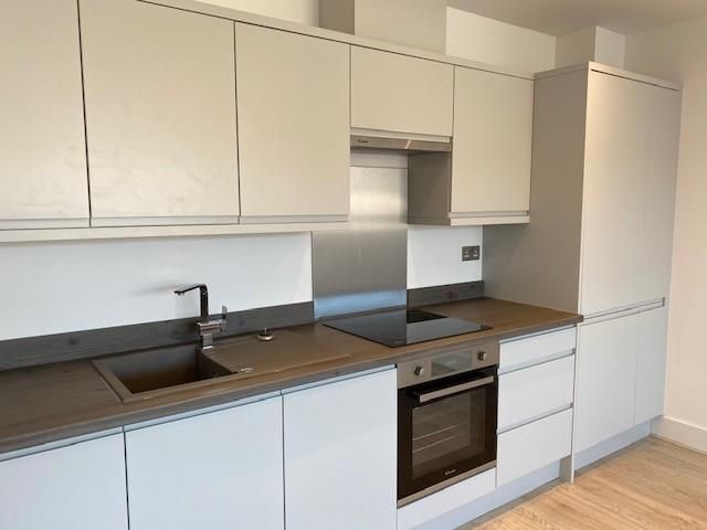 Property photo 2 of 5 Kitchen