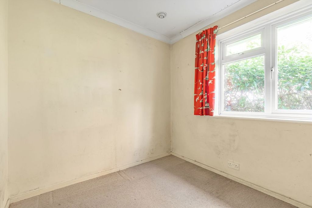 Property photo 3 of 5