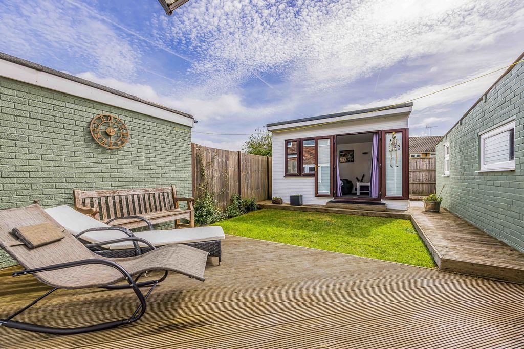 Property photo 2 of 17 Photo 14