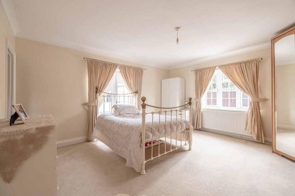 Additional image 37 of 7 bed detached bungalow for saleBangors Road North, Iver SL0