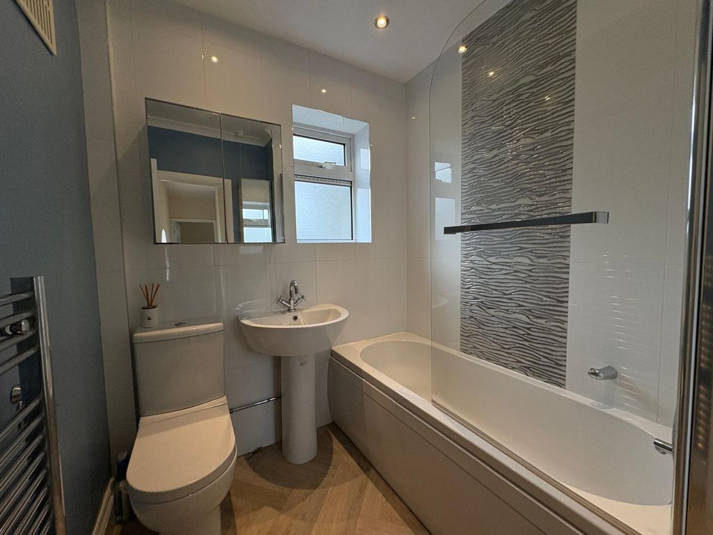 Property photo 3 of 7 Whatsapp Image 2025-03-26 At 10.07.54_B224640E