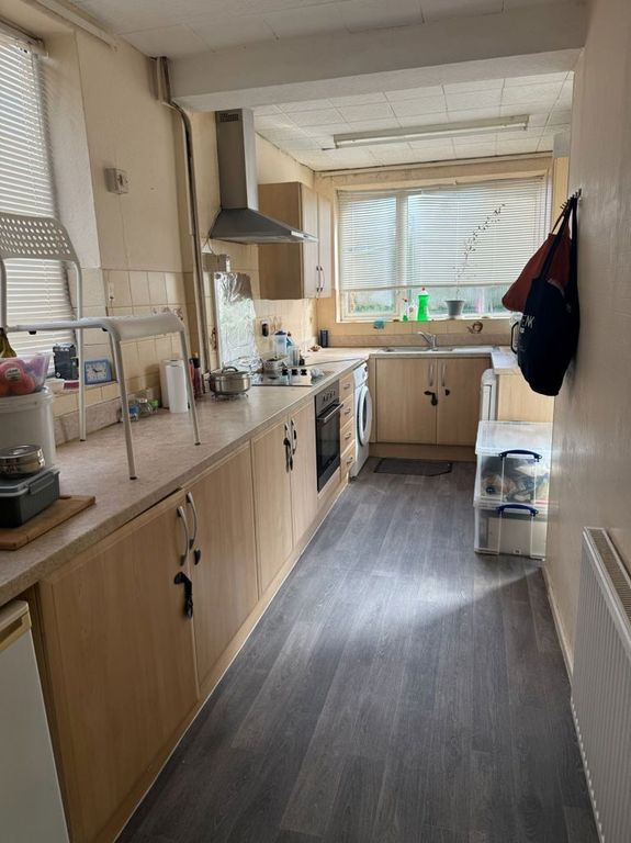 Property photo 2 of 4
