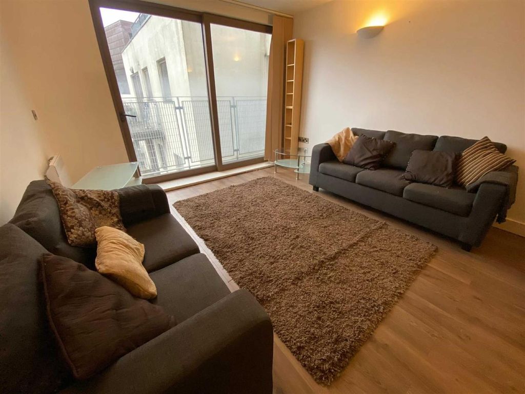 Property photo 2 of 6