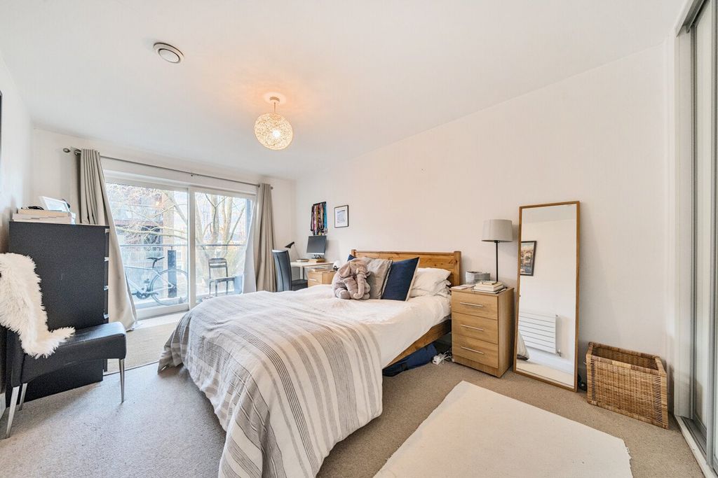 Property photo 3 of 14 Picture No. 11