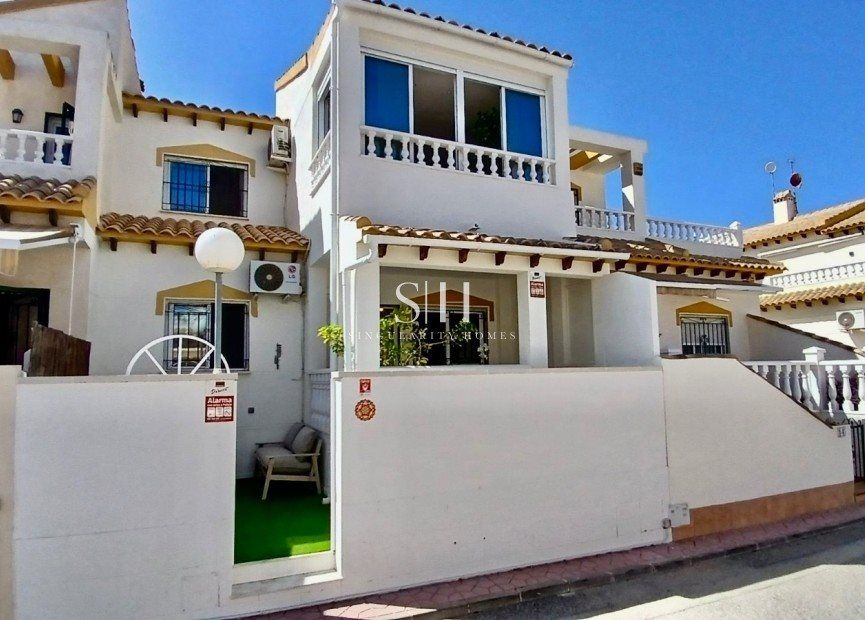 Property photo 1 of 41