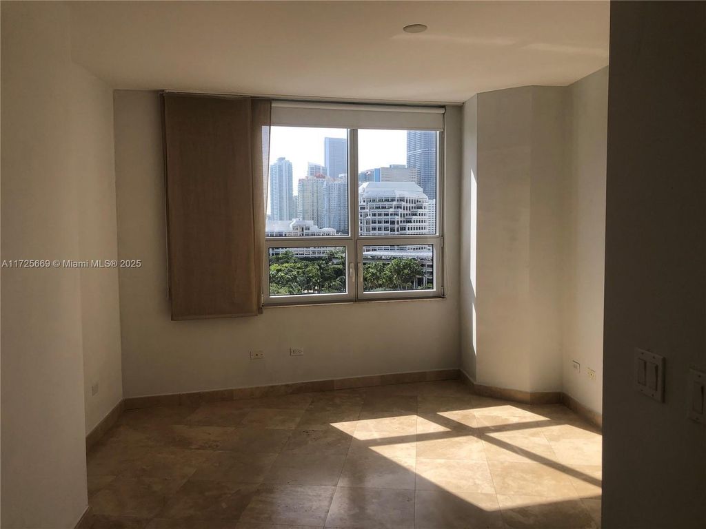 Property photo 2 of 2 <Alttext/>