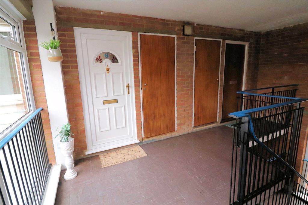 Property photo 2 of 12 Picture No. 05