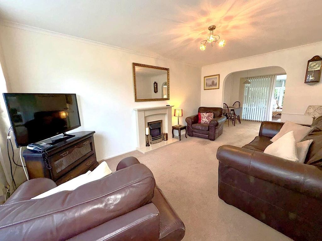 Property photo 3 of 14 Lounge 1.Jpg