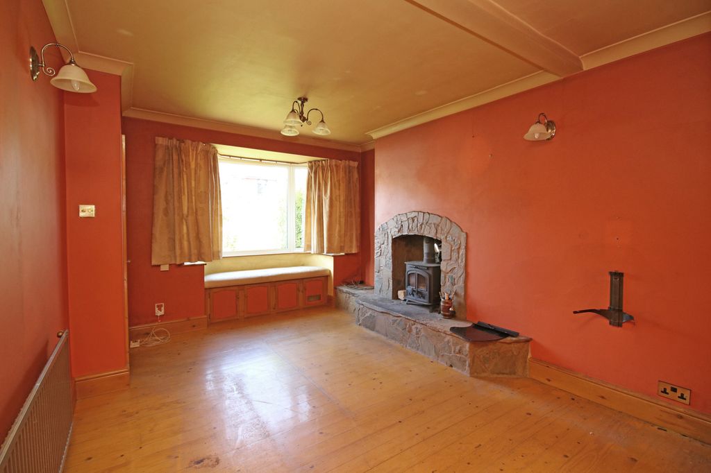 Property photo 3 of 21