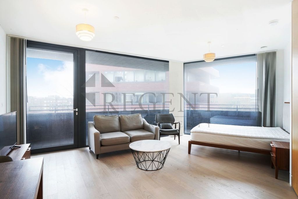 Property photo 1 of 14 Studio