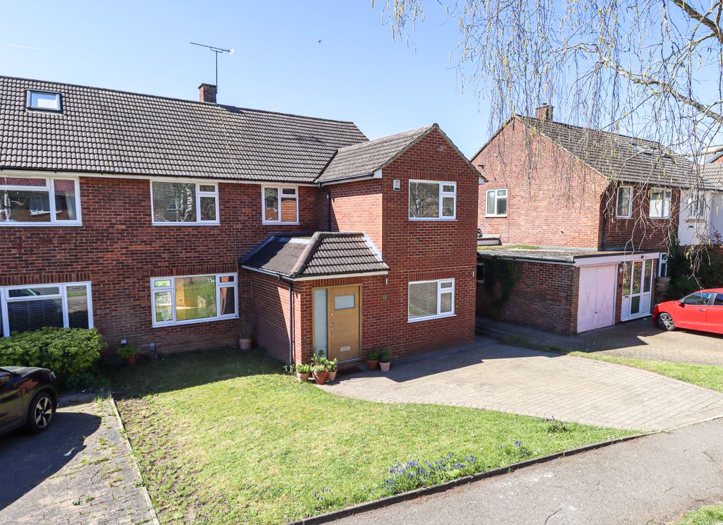 Property photo 1 of 28 External