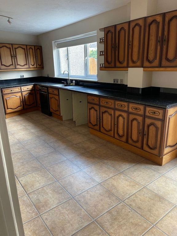 Property photo 1 of 7 Photo 1